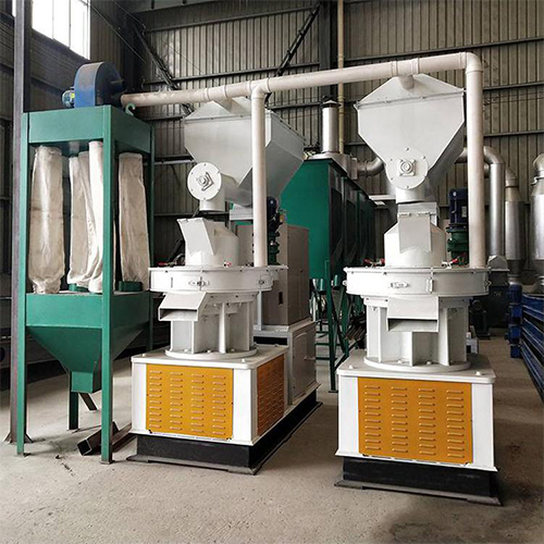 選購生物質(zhì)燃料顆粒機時，除了產(chǎn)量和功率外，還要考慮模具質(zhì)量